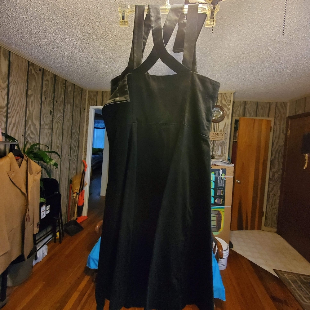 Women's dress. Pre-owned sz 8